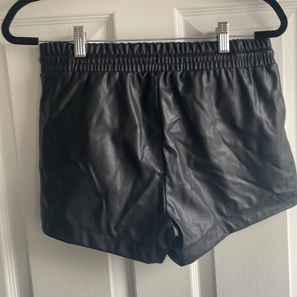 ReVamped Vegan Leather Shorts (US M) - Picture 2 of 5